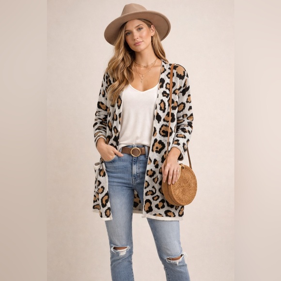 Alison Andrews Leopard Print Open Front Cardigan Sweater Small Boho Chic Cozy - Picture 1 of 8